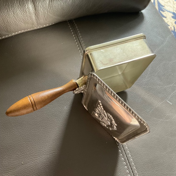 Silent butlers silver plated eagle engraved with wood handle - Picture 2 of 6